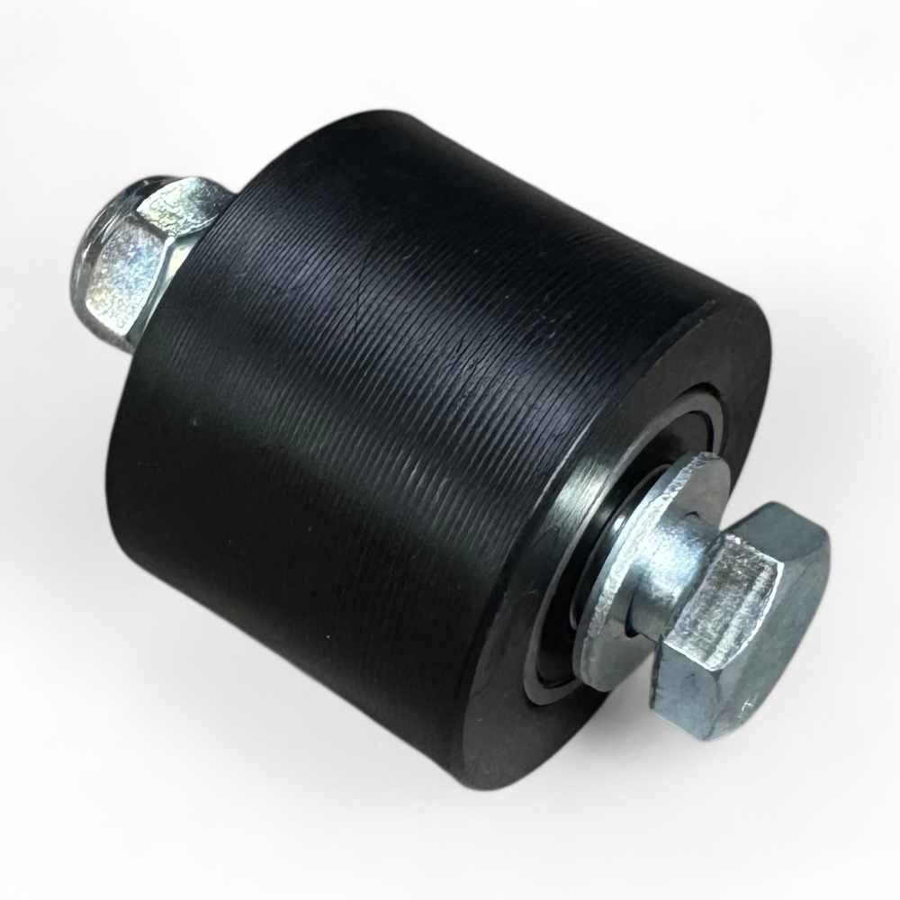 FCC60020 CHAIN ROLLER W BOLT BEARING & SEALS
